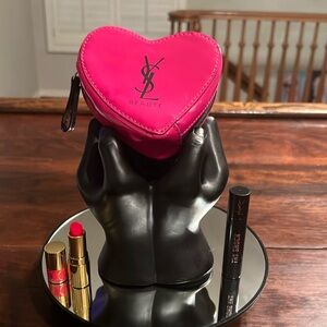 YSL - SAINT LAURENT Beaute Heart Pouch w/Mirror Set
